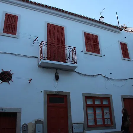 Find Me...house 2, Downtown,old Quarter Lissabon